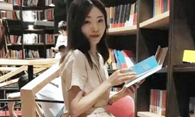 炸裂！浙江女教师出轨学生后续！女教师大量私照流出，确实漂亮！