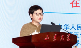 林郑月娥访问山东大学并作主旨演讲