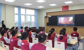 “青春自护 健康成长”教育讲座走进济南高新区鸡山小学