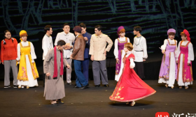 南航原创话剧《旋翼人生》亮相国家大剧院，54位参演者均为南航在校学生