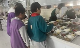 农耕体验营、“光盘侠”评比……济南这所小学“爱粮节粮”有实招