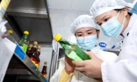 学校相关负责人要与学生同标准共用餐 浙江出台新规管理学校食堂