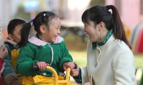 湖北荆门：百名名优教师“智汇”基层