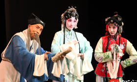 如花美眷二十年！青春版《牡丹亭》原班人马归来，南大庆演再唱“原来姹紫嫣红开遍”