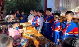 寓教于乐玩转科学节，北京五中教育集团“青苗计划”启动