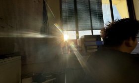 寻找山东最美大学|泰山学院史鹏旭：《和合之美：阳光洒金辉》