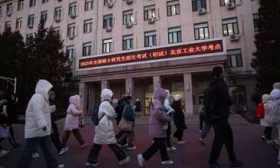 设专属存放柜、提供热饮，北工大考点为研考生提供暖心服务