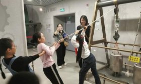 探索科技奥秘！济南高新区汉峪小学学生走进济南市科技馆