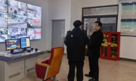 吴昊检查学校安全防范工作