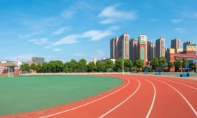 广东：中小学生每天校园体育活动至少2小时
