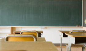 保障教育公平 中小学生学籍管理新规明确“籍随人走”