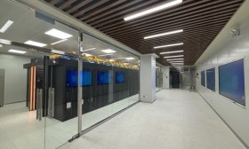 山东信息职业技术学院完成Deepseek本地化部署