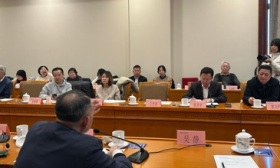 推动控烟在国家层面立法，中国控烟协会召开两会代表、专家研讨会