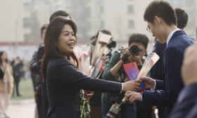 山东师大附中本部举行2022级成人典礼