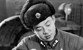 永远的榜样！永远的怀念！