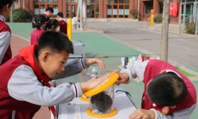 “科技大篷车”开进黄金谷学校，点燃学生科学梦想