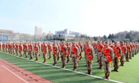 山东交通职业学院286名军士生正式入伍