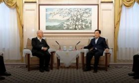 江蘇省委書記和省長(zhǎng)一同會(huì)見，“頂格配置”釋放什么信號(hào)？