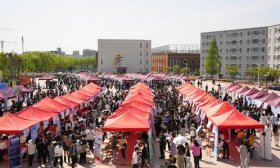 春风助启航，名企聘英才！青岛城市学院春季双选会圆满举办