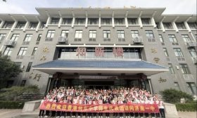 香港何東中學師生到訪濟南一中，共促教育交流與文化交融