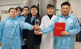 濟(jì)南大學(xué)率先研制出12 英寸鈮酸鋰晶體