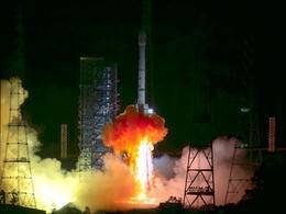“十年磨一剑”探索深空未知，揭秘“天问二号”背后的“南大力量”