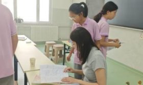 專業為墨 愛心為紙 濟南高新一實驗九年級教師全力護航學子備考