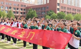 手环、福袋、寄语……属于初三同学的“中考加油跑”来啦！