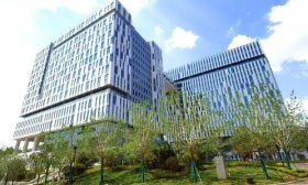 济南大学工科综合楼交付使用