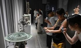 現代機械融合傳統文化 中國美院多件畢業作品成“網紅”