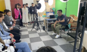揭秘一高职直播人才培养密码：学生主播月薪三千，没毕业就被预定