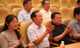 山东中医药大学党委书记张立祥一行前往力明学院开展党建活动