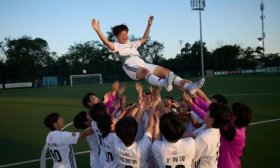 卫冕成功！济南历城二中女足再夺全国青少年校园足球联赛总冠军！