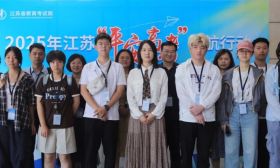 带您直击2025年江苏高考录取现场：阳光招录，筑梦启航