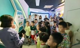 海川教育集团瀚阳学校学子走进地震科普馆 在体验中学习防震知识