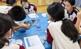 提升学科素养 济南高新一实验学生共同体用天平探索质量的奥秘