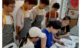 萌娃清凉过暑假！丰奥嘉园小学学子体验手工团扇制作