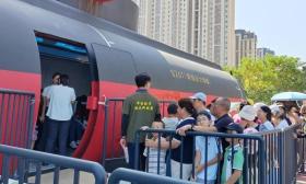 甘肃启幕航天重器展 游客沉浸体验“大国科技公开课”