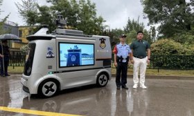 金盾护航 济南兴隆K15+教育联盟迎山东省首辆无人智慧巡逻车