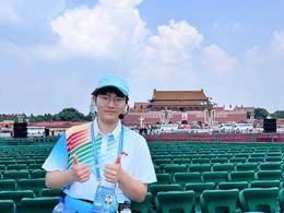 九三阅兵，南京鼓实毕业生在现场……