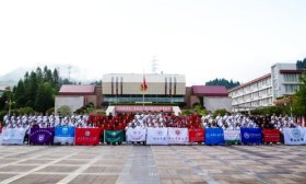 传承红色基因，山东青年政治学院设计艺术学院学生暑期走进井冈山