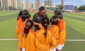 济南高新区稼轩小学玫瑰女足社团入选济南市“百佳社团”