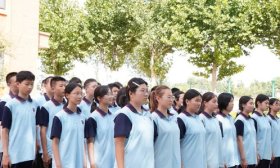 山师立人双语实验高中2025级新生入学教育闭营仪式举行