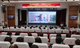 山东师大附小举办“践行教育家精神 争做附小大先生”教师节活动