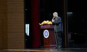 福耀科技大学校长王树国寄语新生：做科技前沿的开拓者和引领者