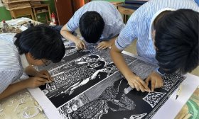 刻出故事 印下美好 济南高新学子版画创意满满