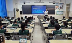 主题班会、手抄报……稼轩小学多措并举筑牢校园网络安全防线
