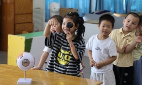 近视防控 从小做起