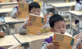 扣好成长“第一粒扣子”！稼轩小学开展新生行为习惯展示活动
