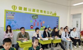 课堂示范促成长 济南高新一实验开拓校区举行拼音教学示范课